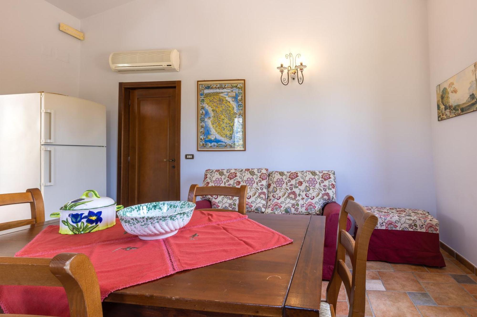 Casa Ulmi Con Piscina Bed & Breakfast อุจจาโน ลาเคียซา ภายนอก รูปภาพ